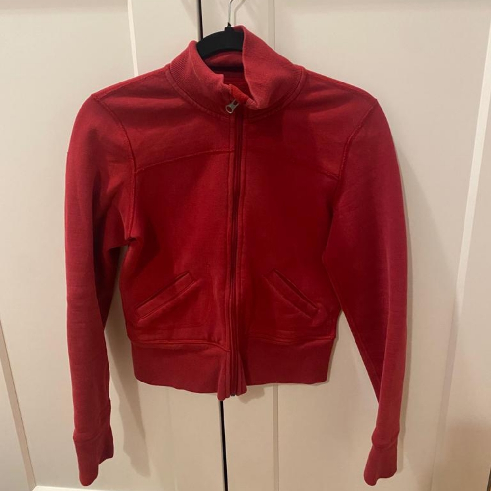Lulu Lemon Zip up Sweater